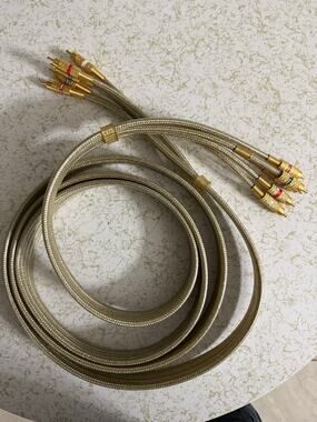10 Ft 5 RCA Component Video & Stereo Audio Cable Gold Plated Braided HDTV DVD